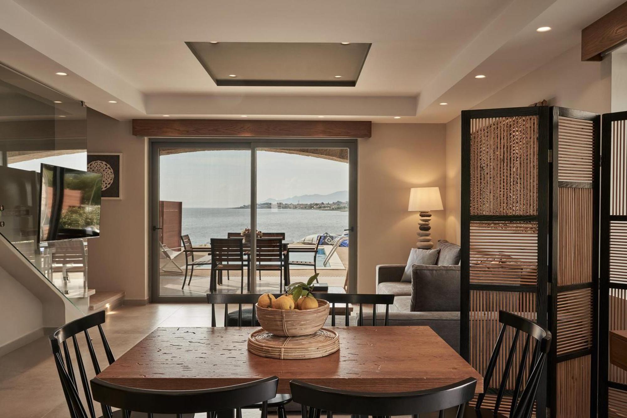 Beachfront Alassa Villas With Private Pools Kotronion  Exterior foto